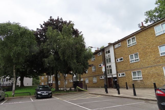 Flat for sale in Dora Street, Limehouse