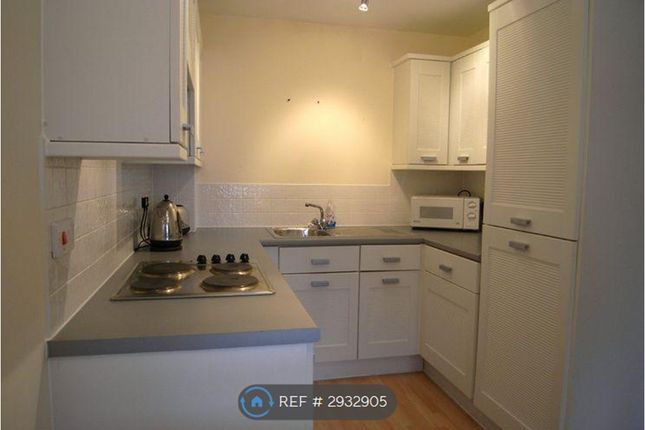 Flat, Ashdown House Hiltingbury Road, Chandler's Ford, Eastleigh photo 4