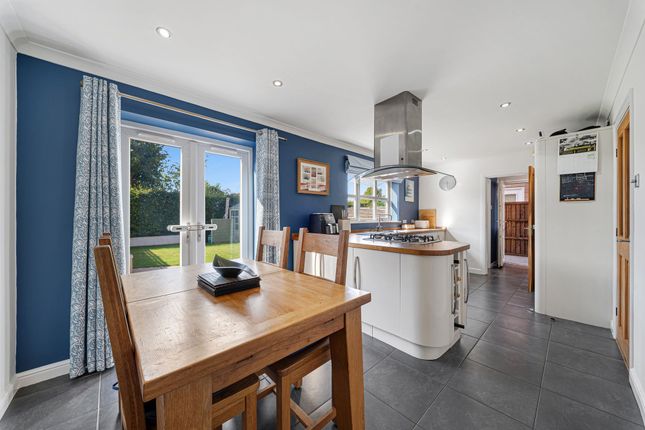 4 Belgravia Court, Widnes photo 3