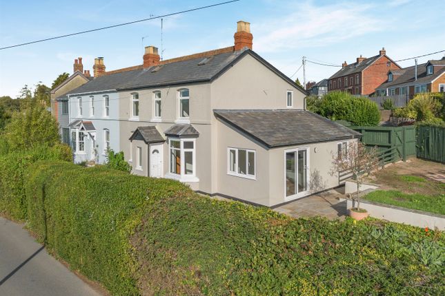 3-bed detached on Monnow View, Monmouth, £425,000