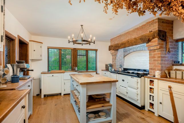 Tudor House, Church Lane, Pershore photo 2