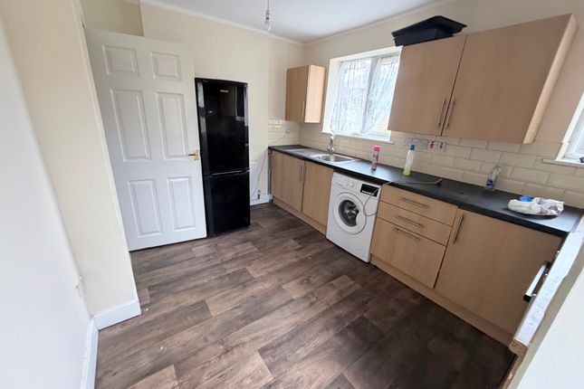 13 Hardwick Street, Mansfield photo 2
