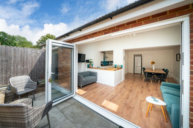 5 Hillside Close, Abbots Langley photo 4