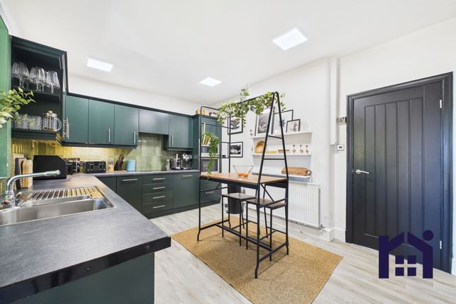 70 Westhead Road, Leyland photo 3