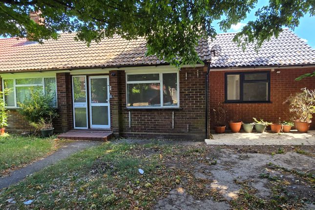 1, Denbigh Cl , Southall photo 2