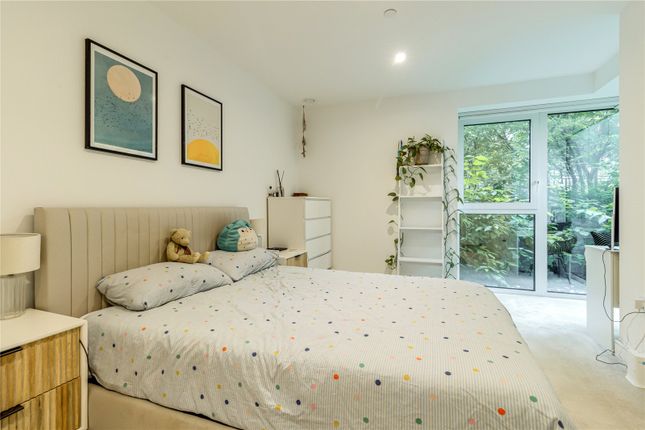 Flat G02, Forbes Apartments, 6, Brigadier Walk, Woolwich photo 4
