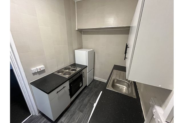 Flat 2, 252, Gillott Road, Birmingham photo 2