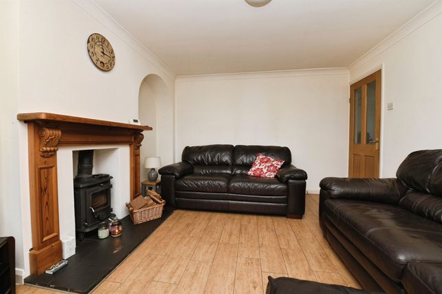 10, Duffries Close, Chelmsford photo 2