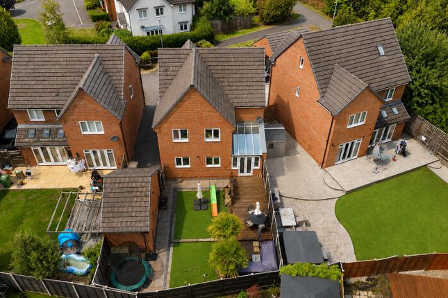 42, Moss Wood Court, Wrexham photo 2