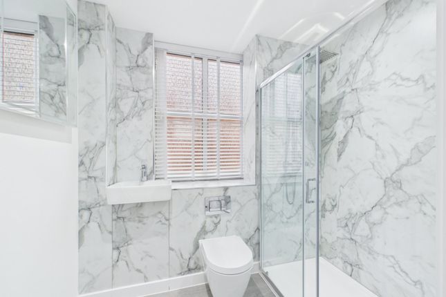 4, Virginia House, Egham photo 5