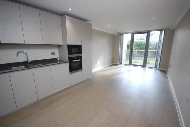 Flat to rent in Hope Close, Hendon