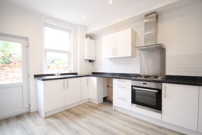 16, Clifton Street, Preston photo 2