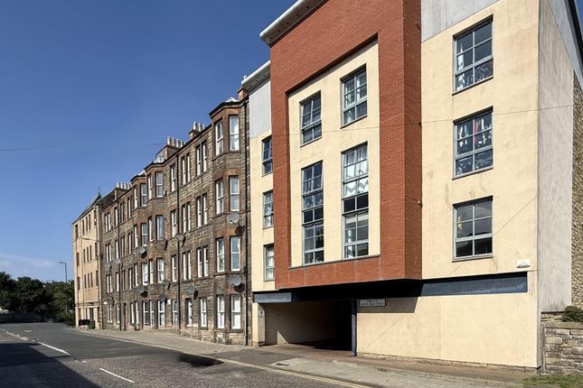 1-bed flat on North High Street, Musselburgh, EH21 6BQ, Musselburgh, £1,145/mo