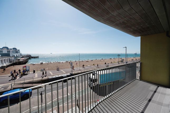 Flat for sale in Savoy South Parade, Southsea, Hampshire