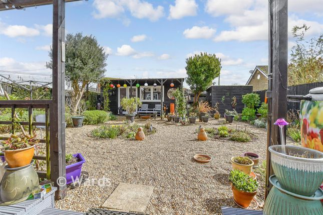 74, Adie Road, Greatstone photo 3