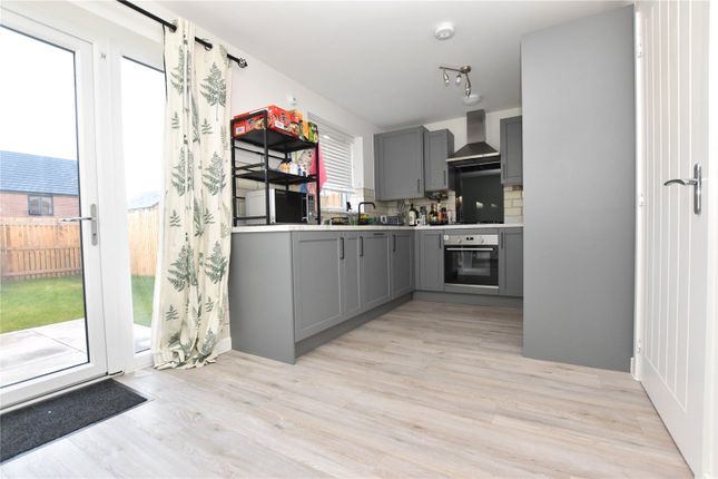 8, Cuthbert Court, Morley photo 2