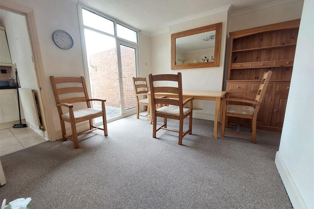 6, Palmarsh Crescent, Hythe photo 4
