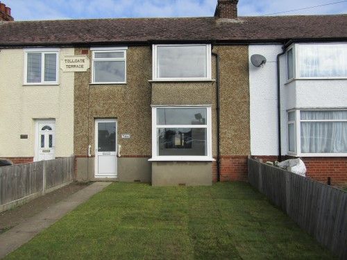 Terraced house to rent in Main Road, Dovercourt, Harwich
