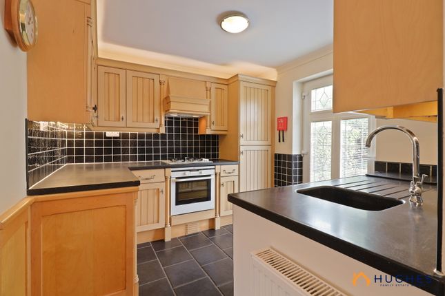 32, Lump Lane, Sheffield photo 4