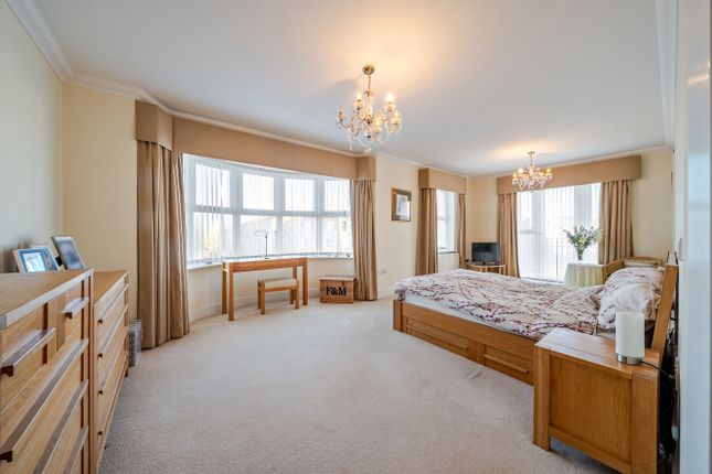 Flat 8, Clearwater House,, Brockwell Avenue, Beckenham photo 3