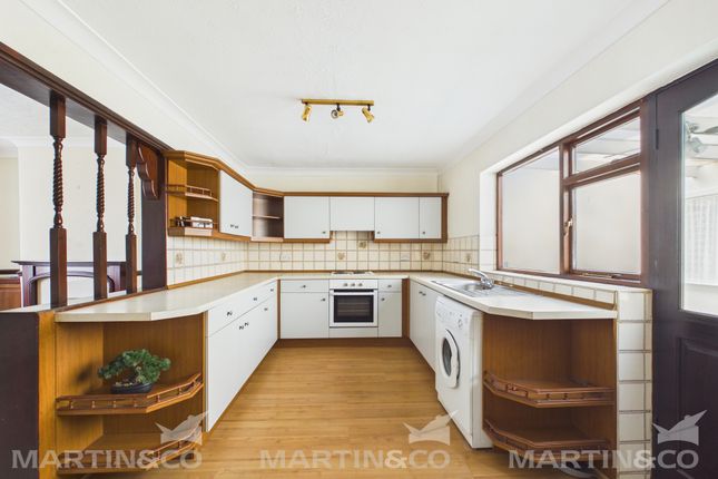 Jasmine Cottage, Moss Road, Doncaster photo 3