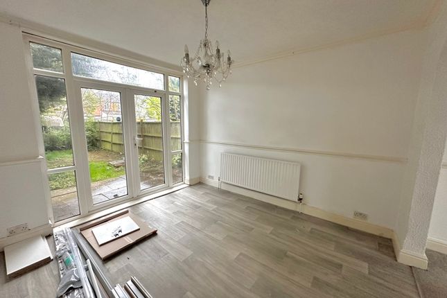 Property to rent in Cheveral Avenue, Coventry
