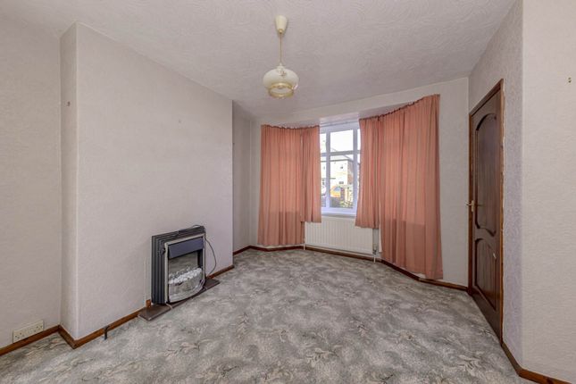 16 Clive Avenue, Stoke-On-Trent photo 3