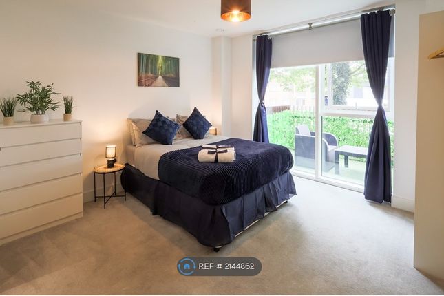 Thumbnail Flat to rent in North Woolwich Road, London