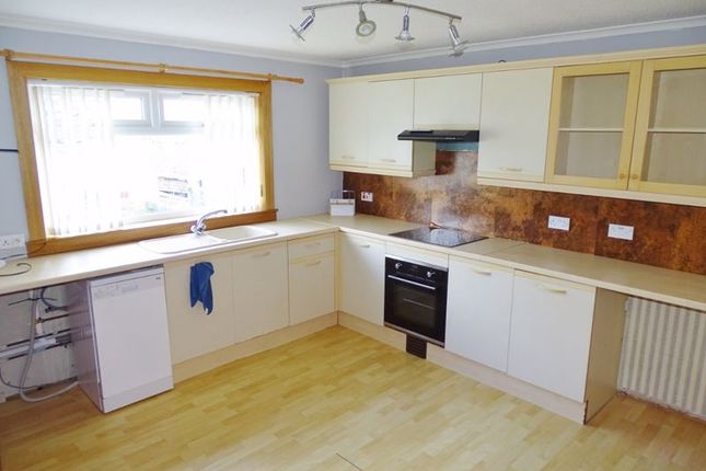 Terraced house for sale in Woodlea Park, Sauchie, Alloa