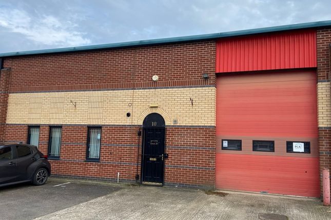 Warehouse to let in Unit 10 Avenue Fields Industrial Estate, Birmingham Road, Stratford-Upon-Avon