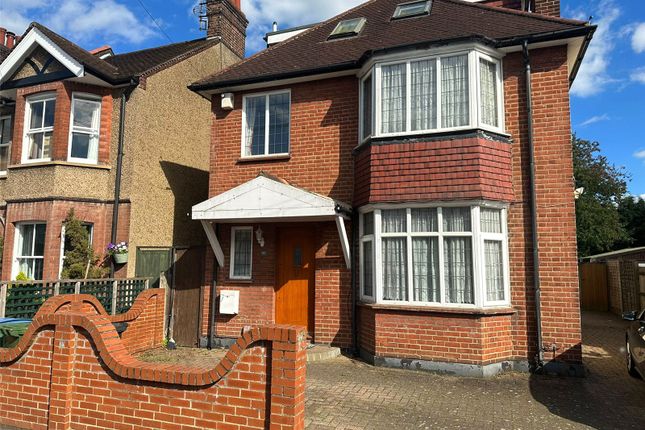 Thumbnail Detached house to rent in Oxhey Avenue, Watford, Hertfordshire