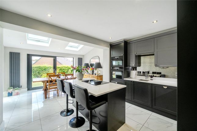 10, Sherwood Way, Leeds photo 2