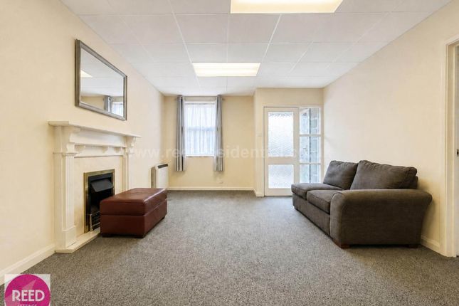3a, The Renown, Southend On Sea photo 3