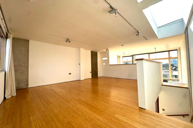 Thumbnail Flat to rent in Kingsland Road, Hackney