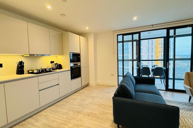 Flat to rent in Flat, Pearson Building, Croydon