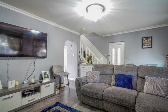 56a, Grand Avenue, Cardiff photo 4