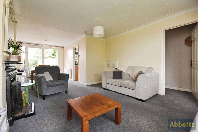 39, Hilary Crescent, Essex photo 3