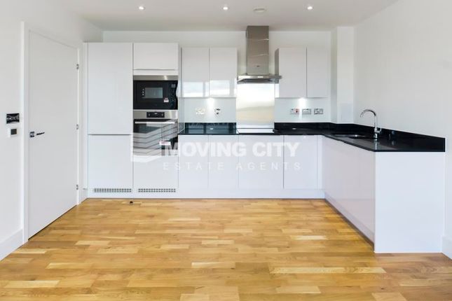 Flat for sale in City View Point, 139 Leven Road, Poplar