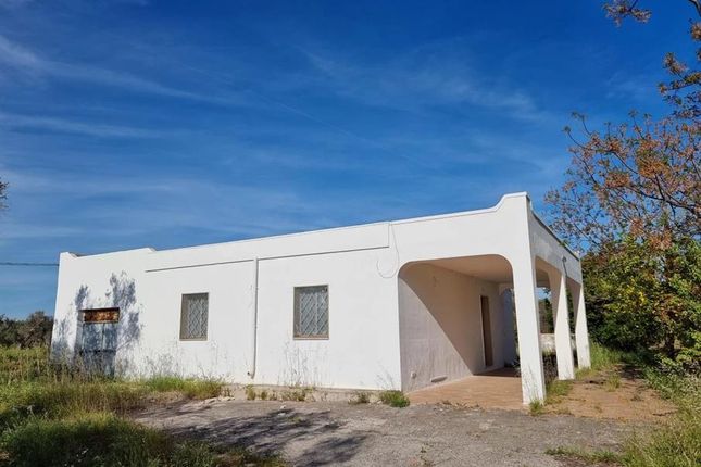 Villa for sale in Oria, Puglia, 72024, Italy