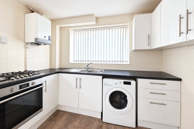 6, Foxcombe Drive, Reading photo 2