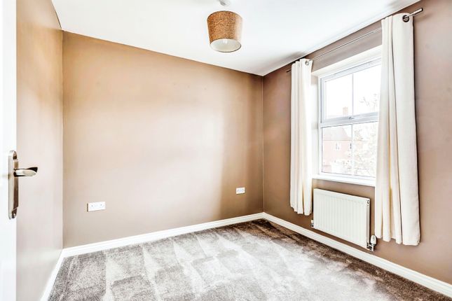 Town house for sale in Prospero Way, Swindon