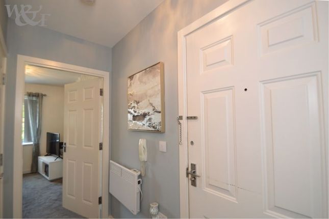 Flat 5 Somerton Court, Turfpits Lane, Birmingham photo 3