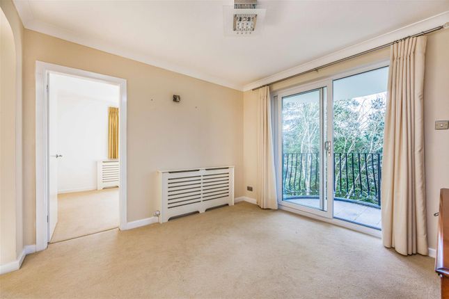 Flat for sale in The Avenue, Westbourne, Bournemouth