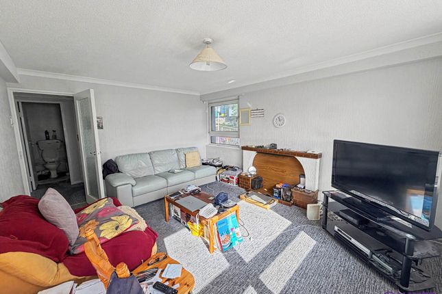 Ground Floor Flat, Morley Court, Plymouth photo 3