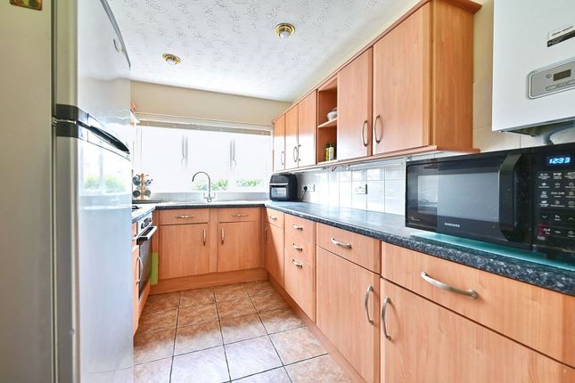 127, Fleet Road, Hampshire photo 5