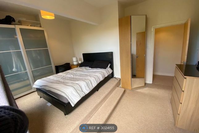 Flat, Arncliffe Road, Leeds photo 5