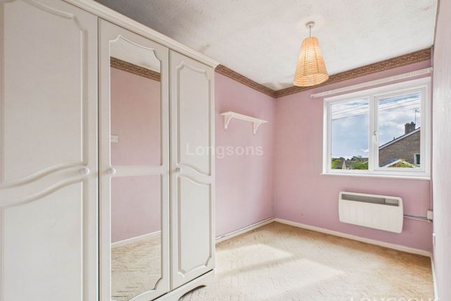5, Canons Close, Dereham photo 2