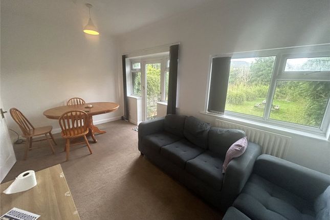 16, Woodlands Drive, Leicestershire photo 2