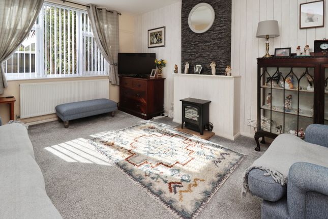 9, Canberra Crescent, Brookenby, Market Rasen photo 2