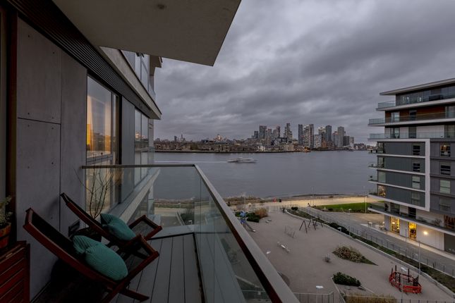 509, Iverson Point, 4, Harrison Walk, London photo 2